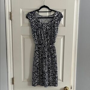 Ann Taylor Loft Sleeveless Navy and White Pattern Dress